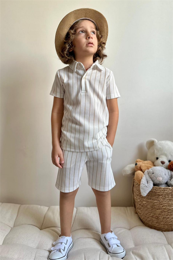 Çizgili Gömlek Yaka Bej Şort Takım