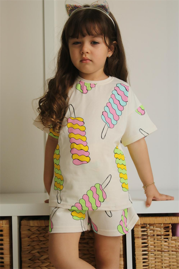 Dondurma Baskılı Şortlu Takım