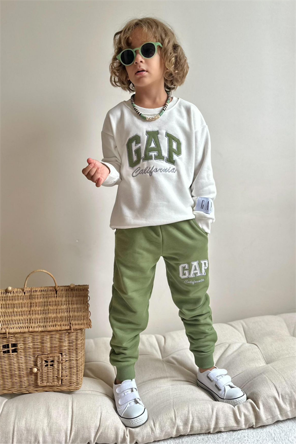Erkek Çocuk 3 İplik YağYeşili Gap Takım