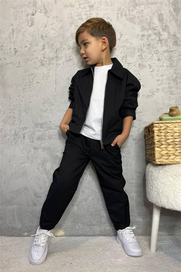 Erkek Çocuk Siyah Fermuarlı Takım