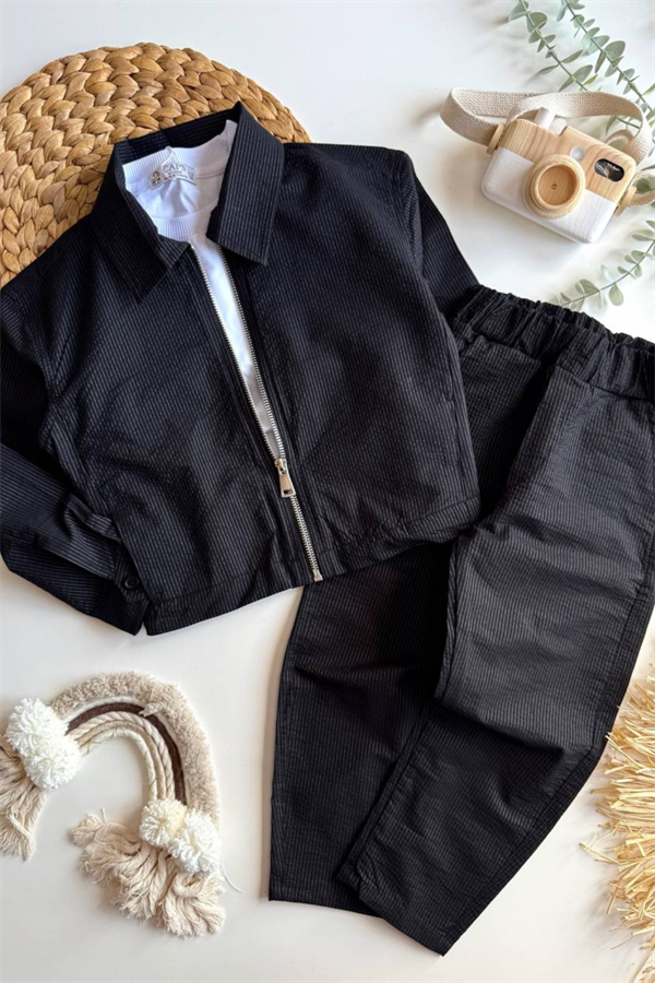 Erkek Çocuk Siyah Fermuarlı Takım
