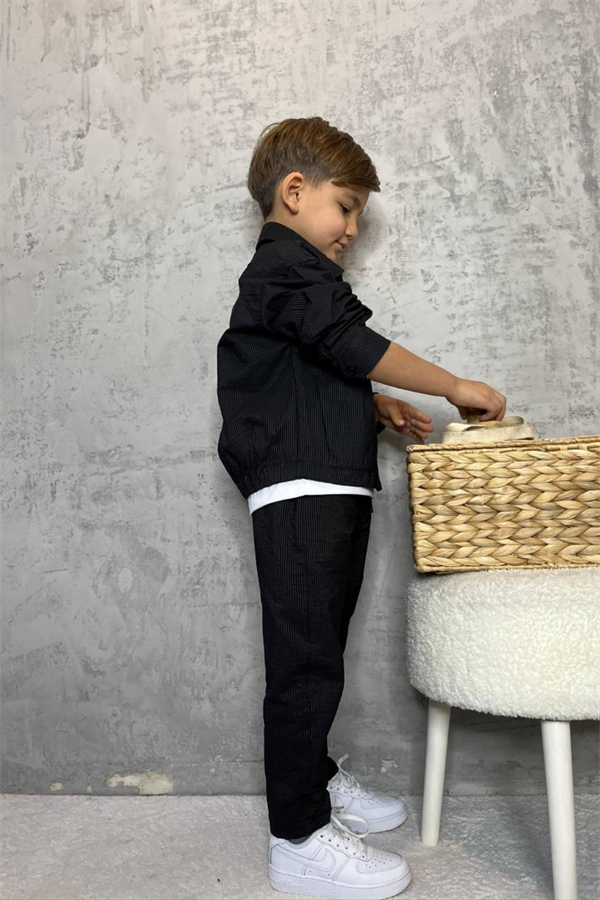 Erkek Çocuk Siyah Fermuarlı Takım
