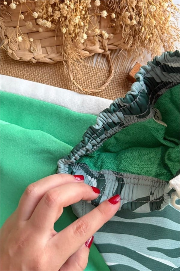 Erkek Çocuk Yeşil Zebra Desen Takım