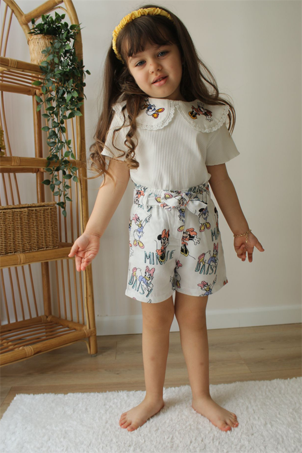 Fitilli Nakışlı Beyaz Şortlu Takım