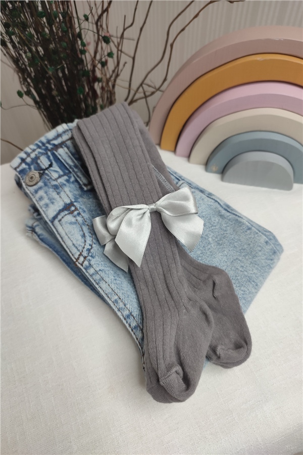 Fiyonklu Gri Fitilli Külotlu Çorap