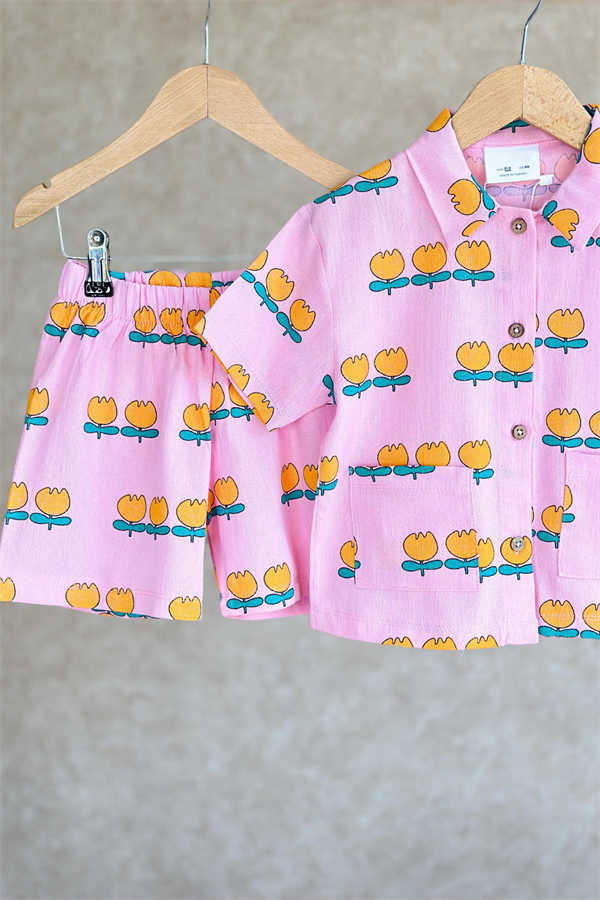 Gömlekli Pembe Lale Baskı Şort Takım
