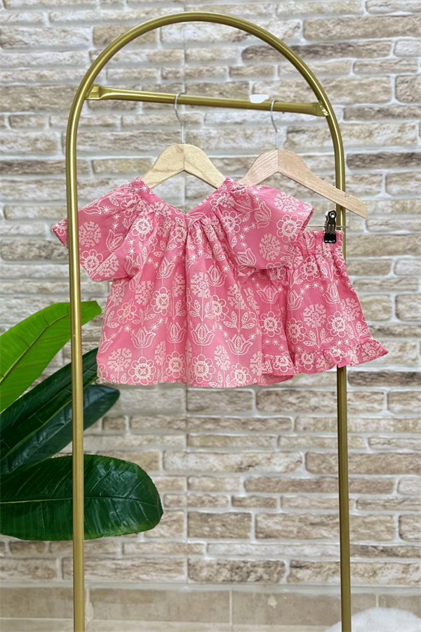 Keten Nakışlı Pembe Şortlu Takım