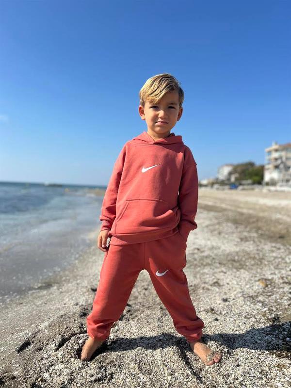 Kiremit Nike takım 