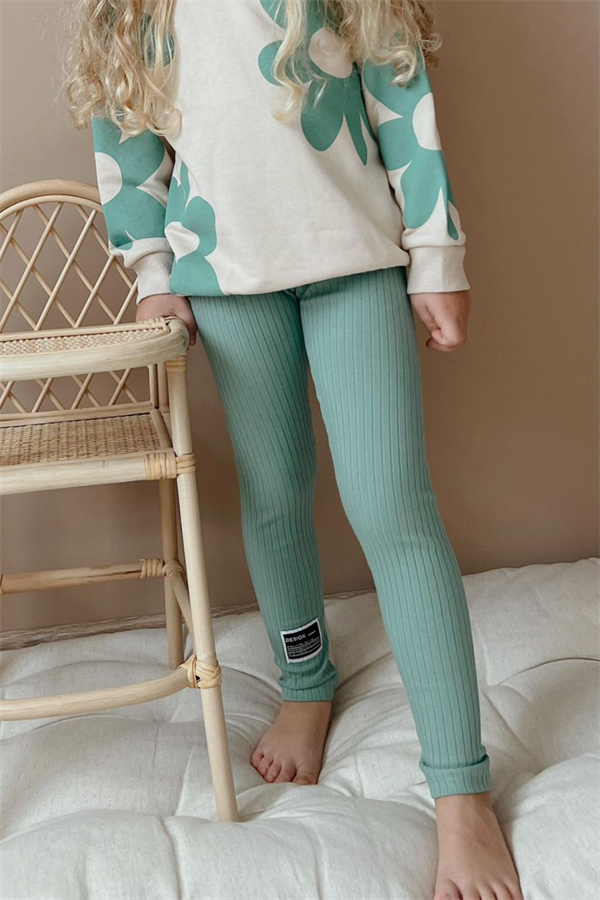 Kız Çocuk 3 İplik Papatyalı Yeşil Taytlı Takım