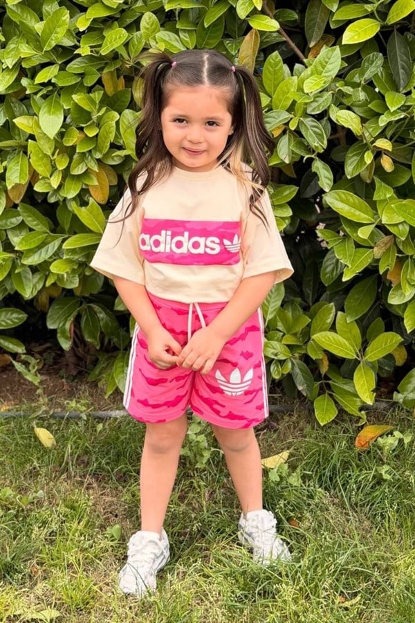Kız Çocuk Adids Pembe Şortlu Takım