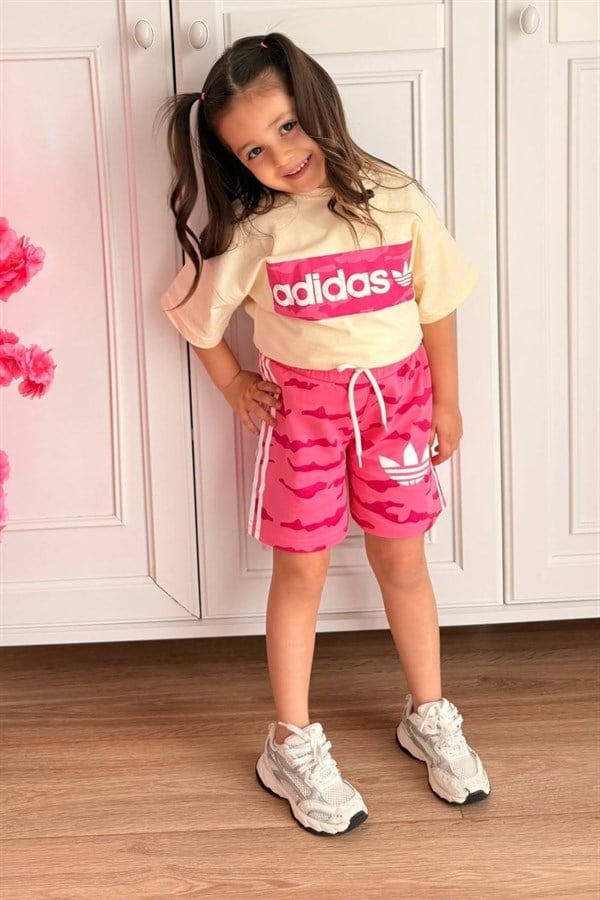 Kız Çocuk Adids Pembe Şortlu Takım