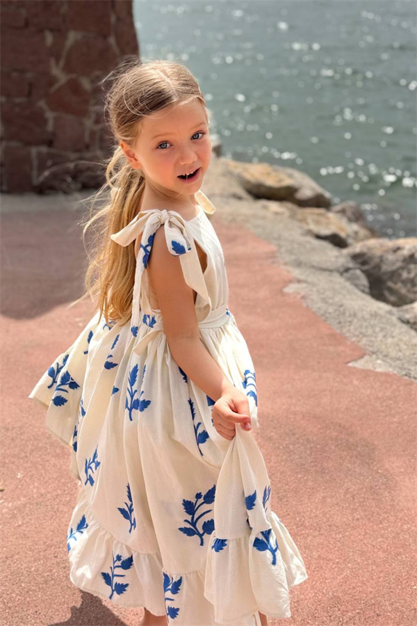 Kız Çocuk Çiçekli Omuzdan Bağlamalı Elbise