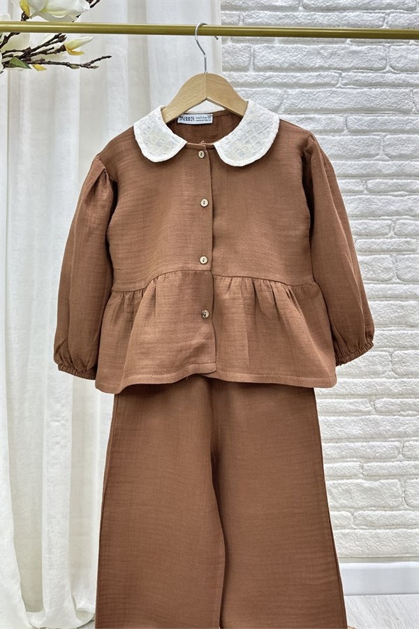 Kız Çocuk Düğmeli Müslin Kahve Takım