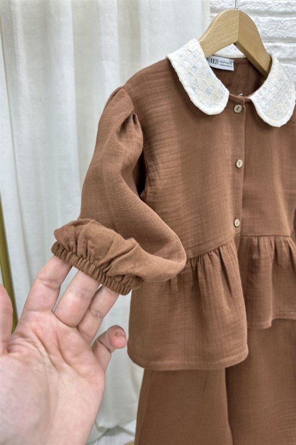 Kız Çocuk Düğmeli Müslin Kahve Takım