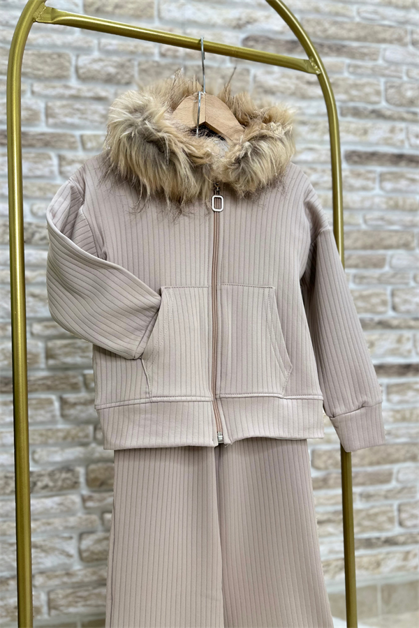 Kız Çocuk Fermuarlı Kürk Detaylı Krem Takım