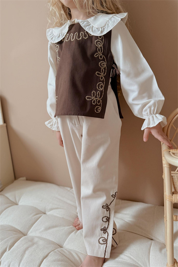 Kız Çocuk Keten 3 Parça Gömlekli Nakışlı Kahve Takım