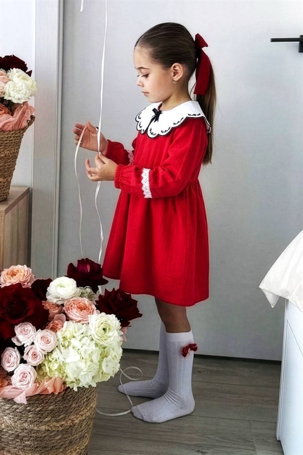 Kız Çocuk Kırmızı Yakalı Müslin Elbise
