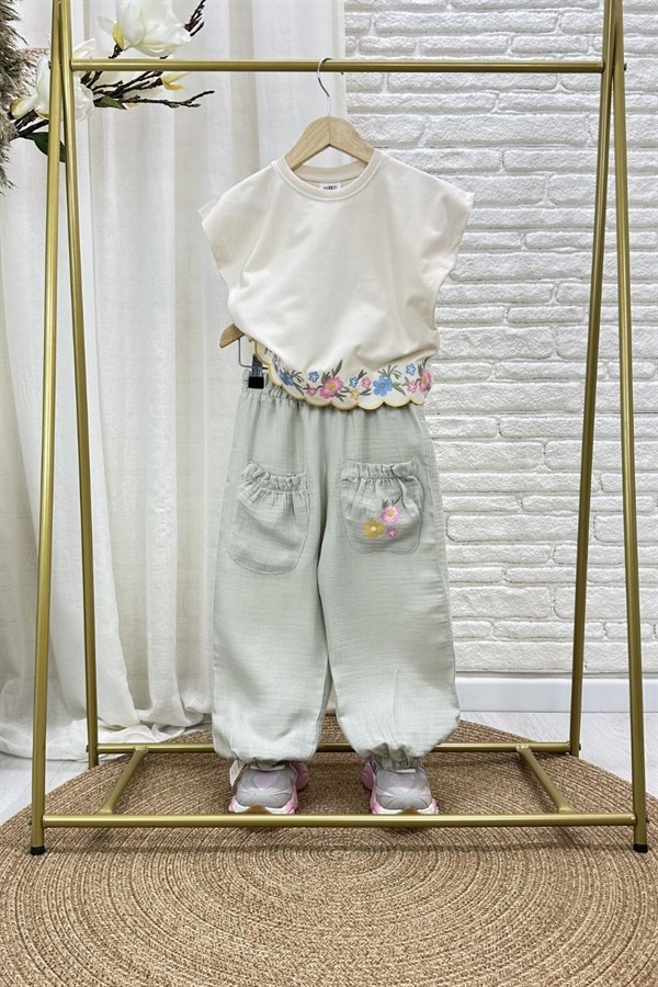 Kız Çocuk Nakışlı Su Yeşili Müslin Pantolon Takım