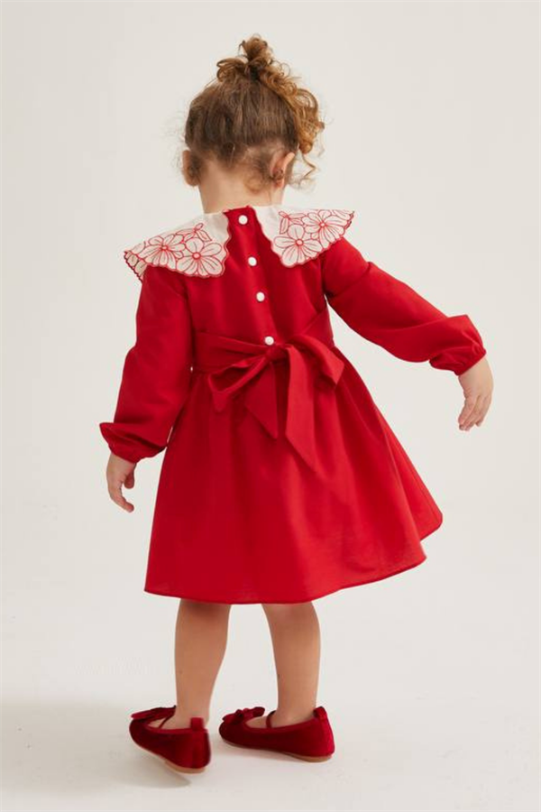 Kız Çocuk Nakışlı Yakalı Kırmızı Elbise