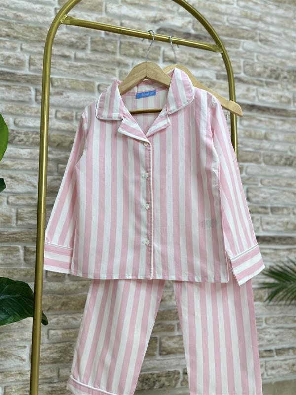 Kız Çocuk Pembe Çizgili Çantalı Pijama Takım