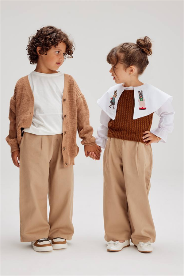 Kız Çocuk Süveterli Gömlekli Pantolon Takım