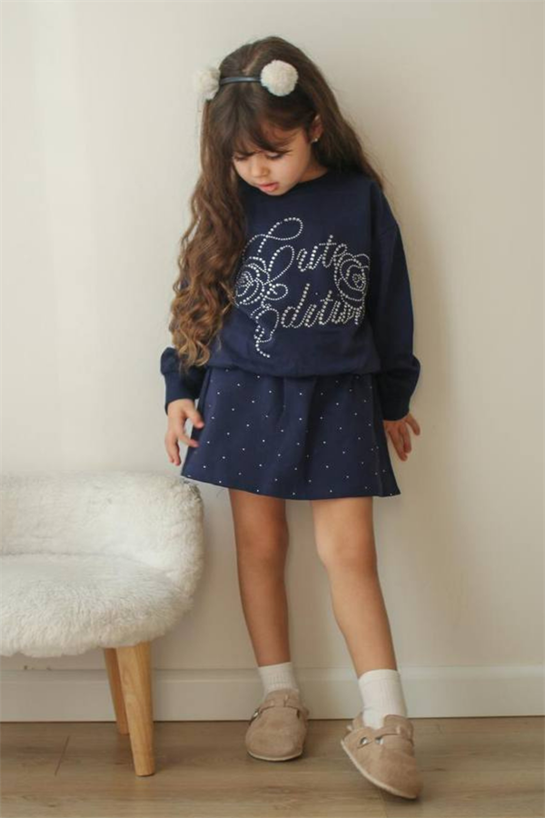 Kız Çocuk Sweat & Etekli Şort Takım