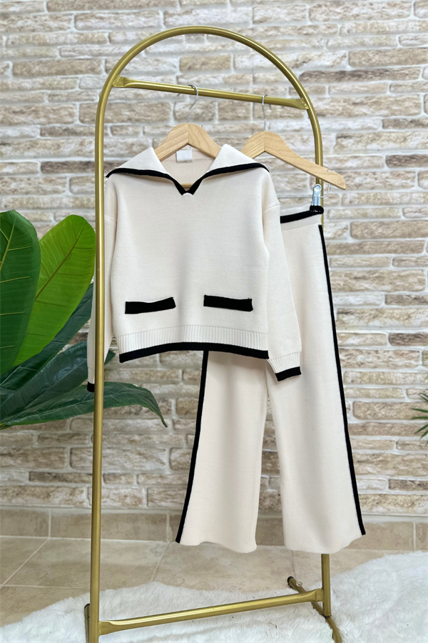 Kız Çocuk Triko Ekru Siyah Detaylı Takım