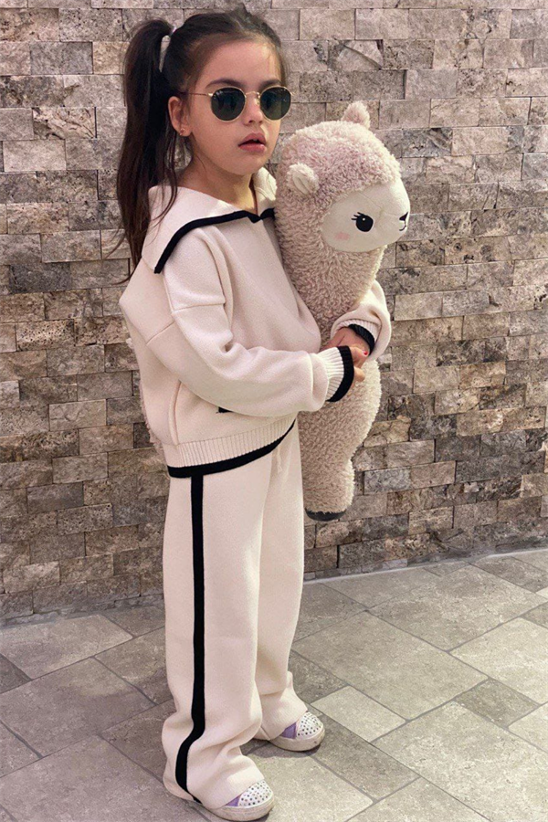 Kız Çocuk Triko Ekru Siyah Detaylı Takım