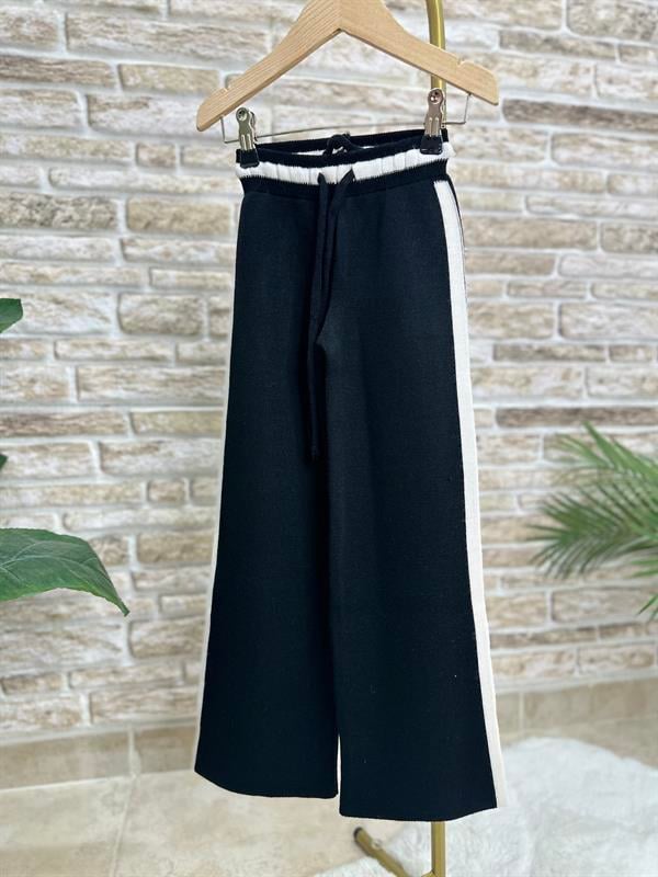 Kız Çocuk Triko Siyah Beyaz Takım