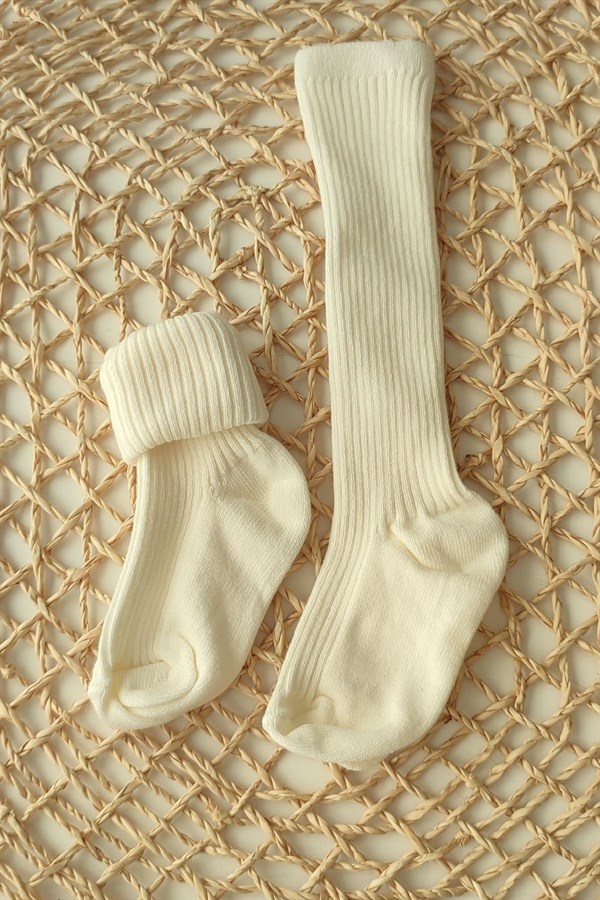 Krem Renk Kısa Çorap