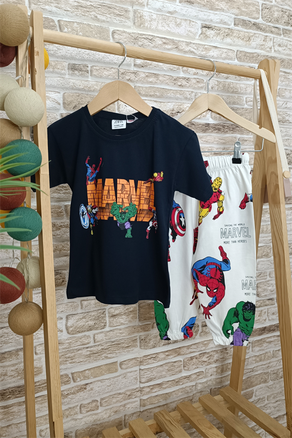 Marvel Baskılı Uzun Altlı Tshirt Takım
