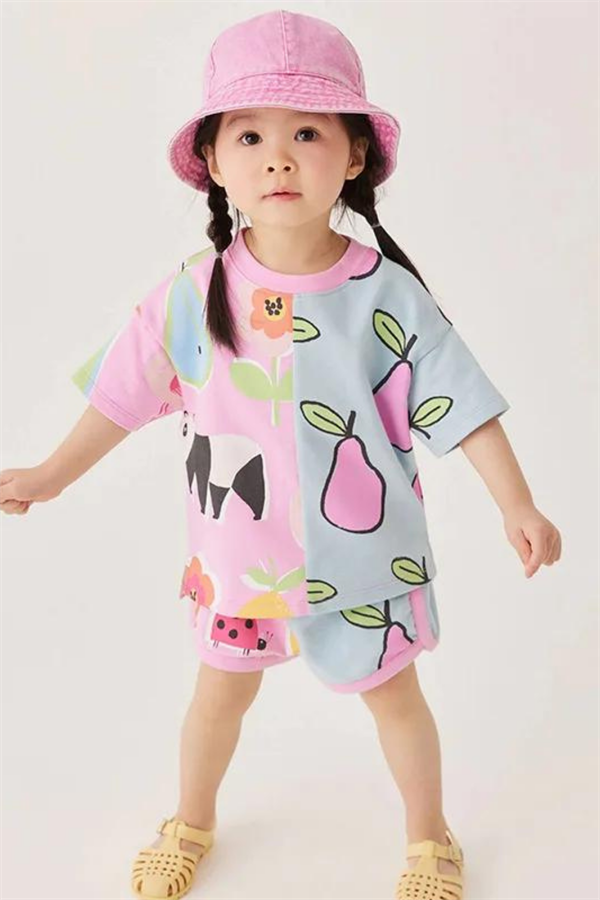 Meyve Çiçek Baskılı Şortlu Takım