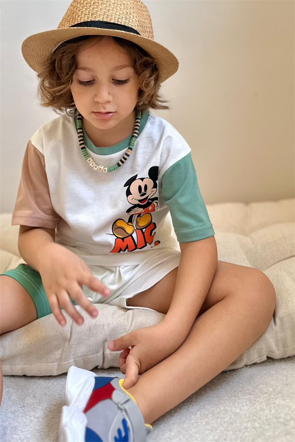 Mickey Yeşil Beyaz Şortlu Takım