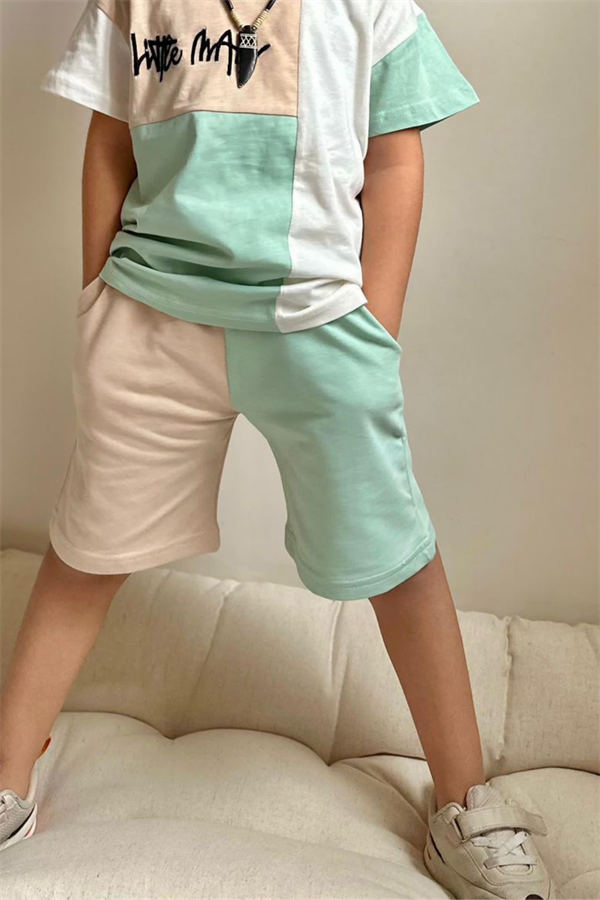 Parçalı Şu Yeşili Şortlu Takım