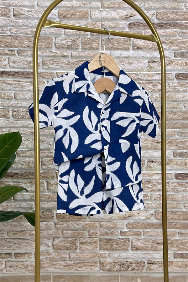 Şortlu Gömlekli Yaprak Baskı Lacivert  Takım