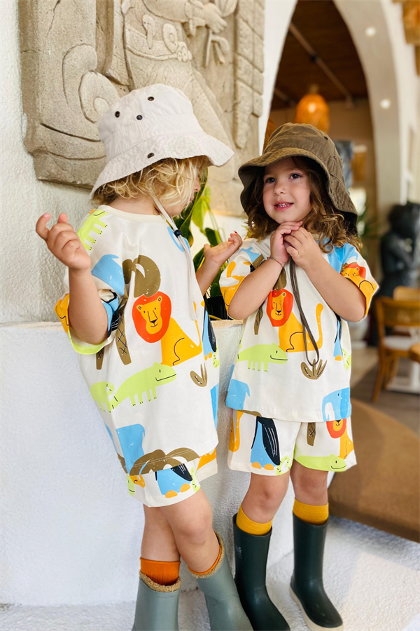 Unisex Aslanlı Şortlu Yaz Takım