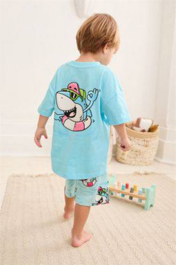 Unisex Balıklı Mavi Şortlu Takım