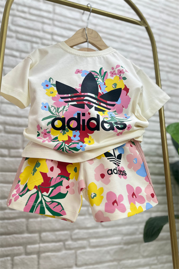 Unisex Çiçekli Adids Şortlu Yaz Takım