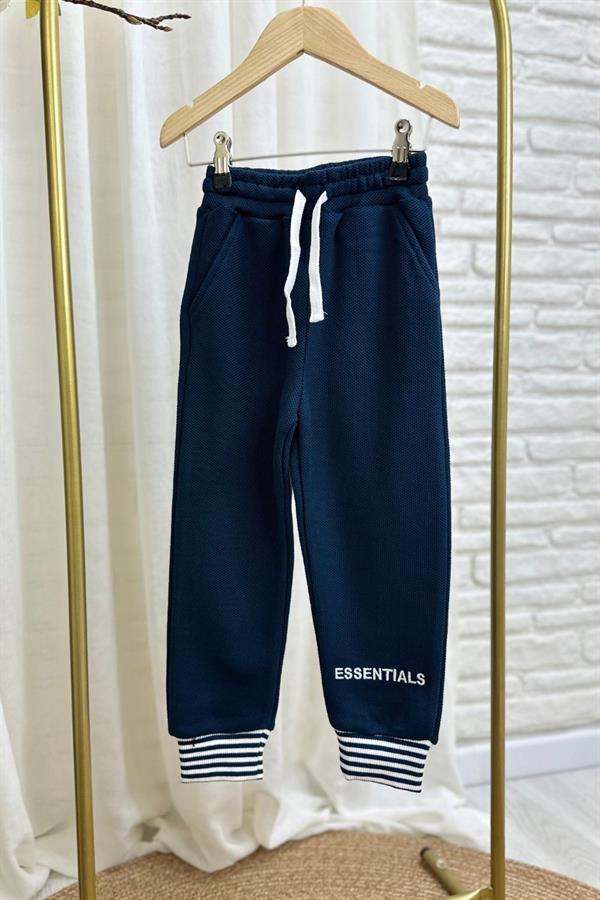 Unisex Dik Yaka Essentials Laci Takım