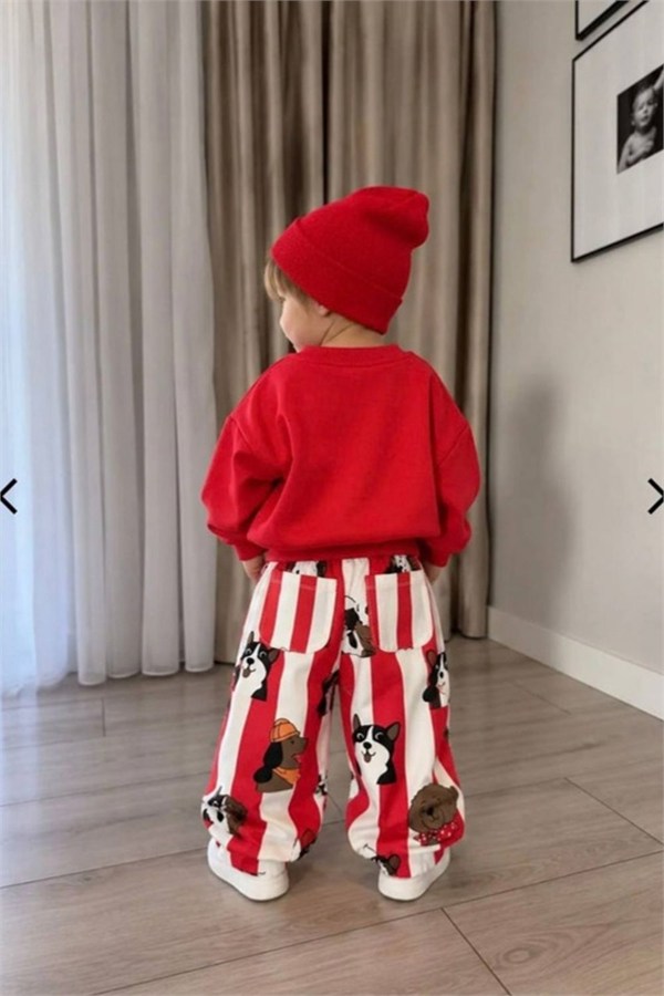 Unisex Gabardin Pantolonlu Kırmızı Köpekli Takım