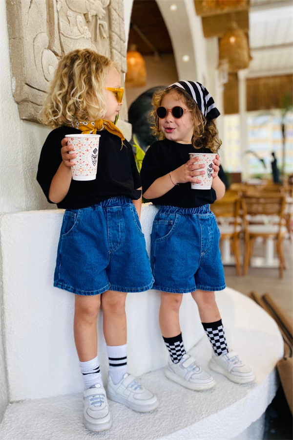 Unisex Tshirt & Denim Şortlu Takım