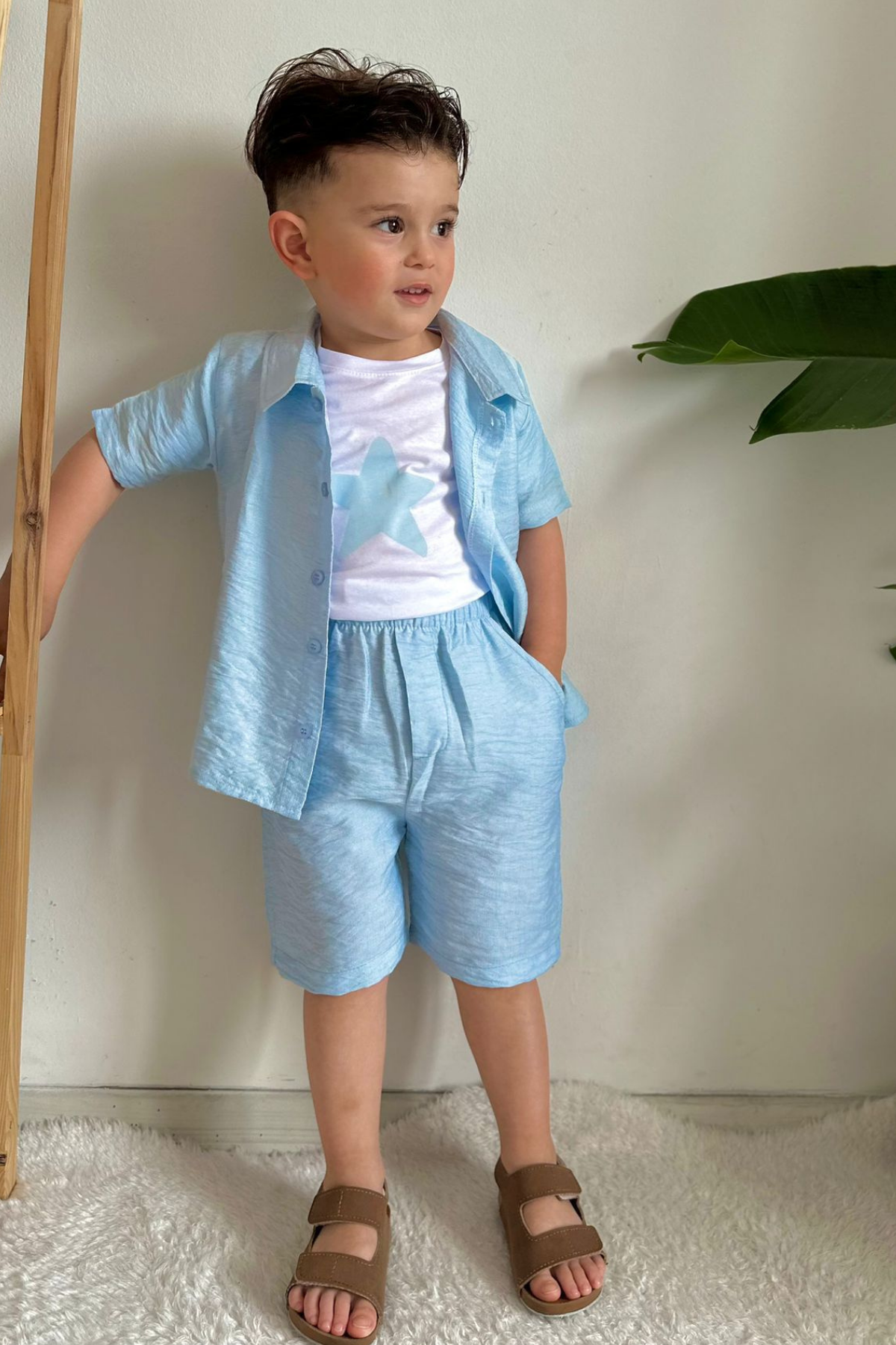 3 Parça Mavi Gömlekli Şortlu Takım