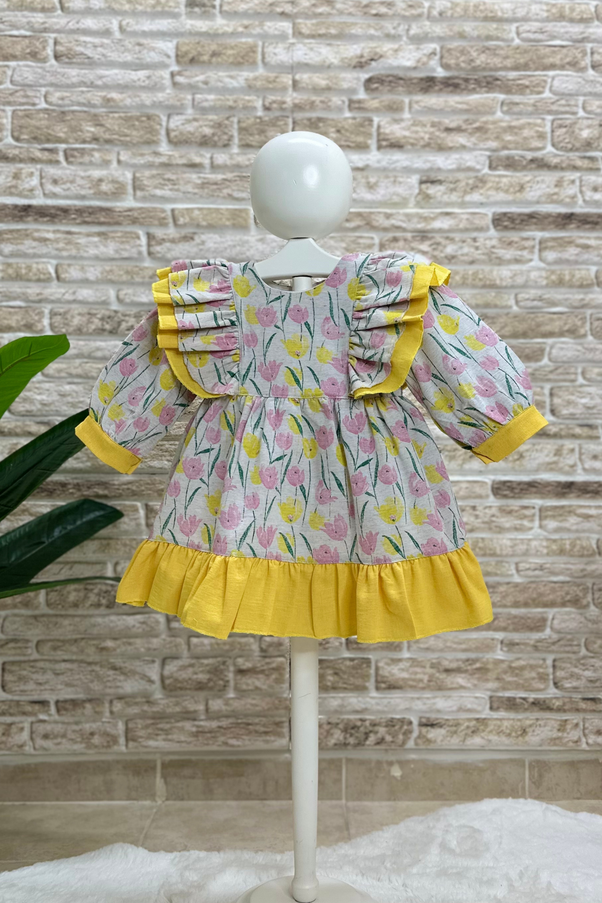 Astarlı Lale Desenli Pembe Sarı Elbise