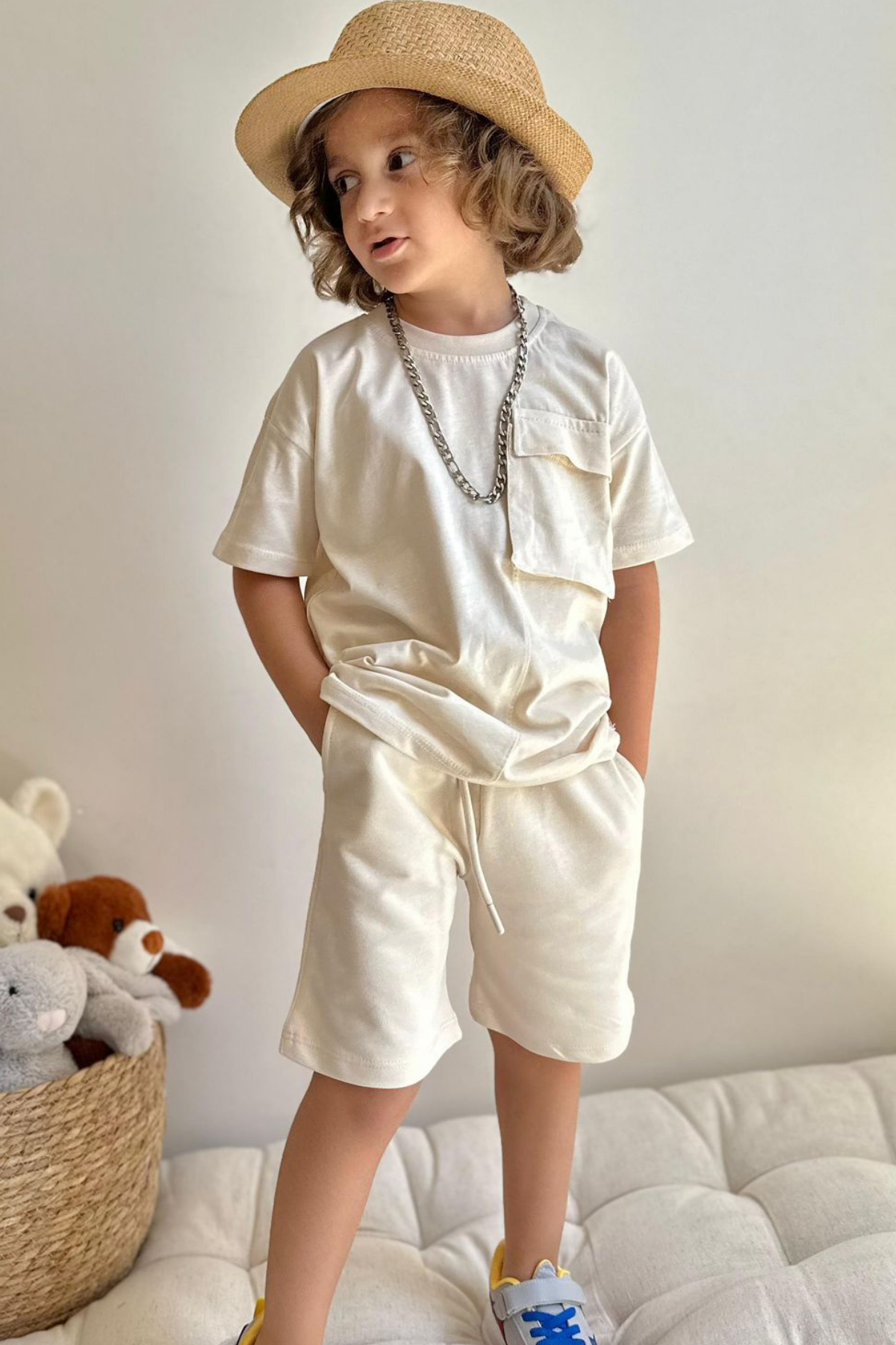 Basic Cepli Krem Şortlu Takım