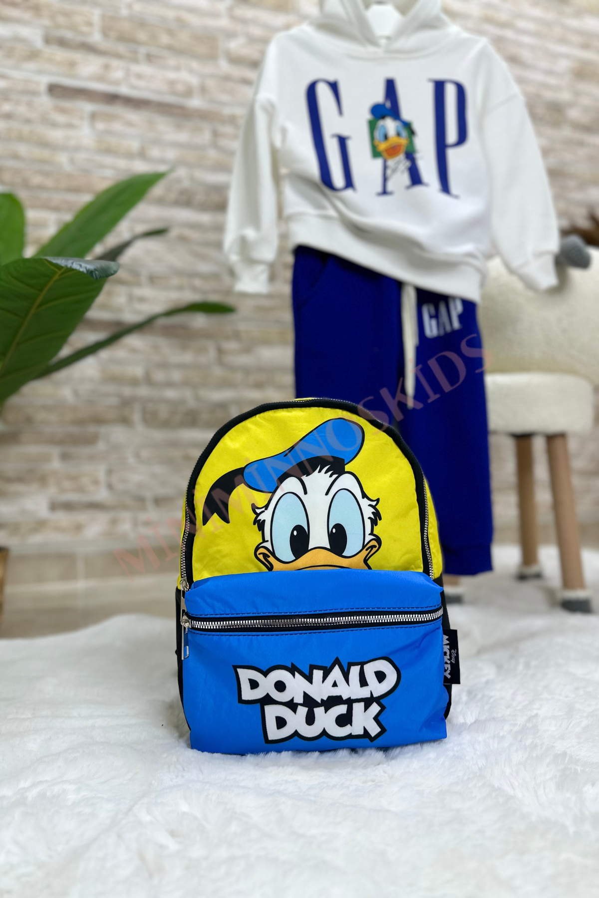 Donald Duck Baskılı Sarı Laci Çanta