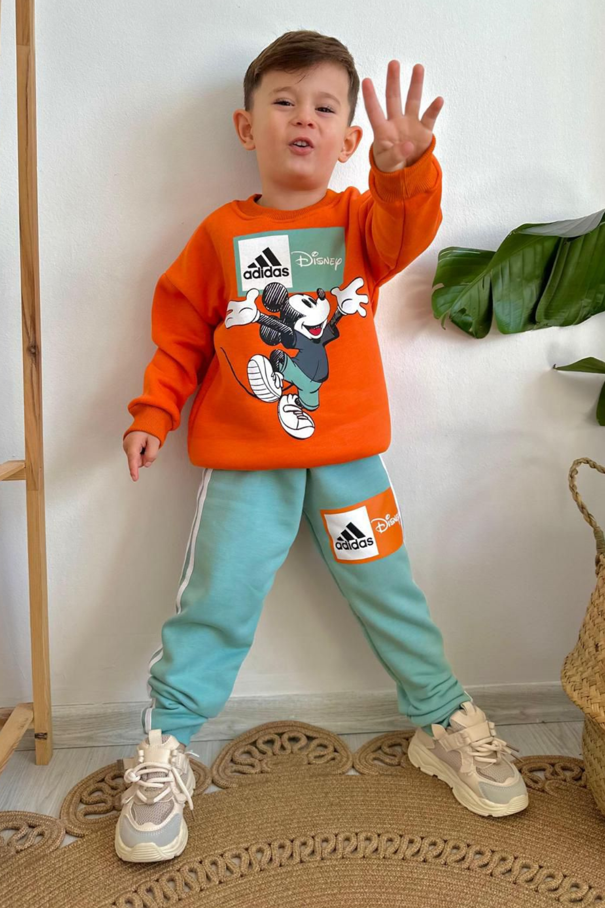 Erkek Çocuk Şardonlu Adids Turuncu Mavi Takım