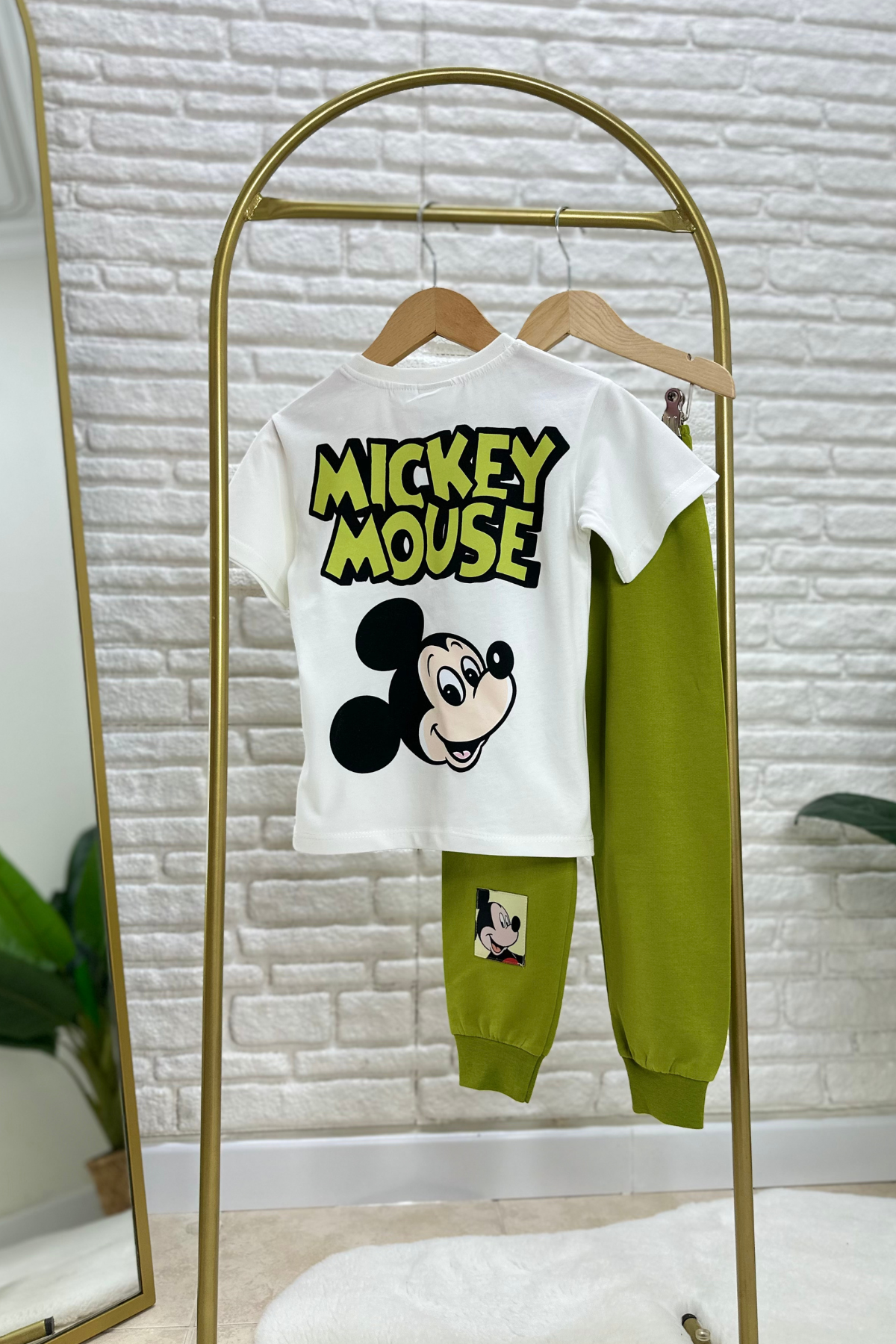 Erkek Çocuk Yağ Yeşili Mickey Mouse Takım 