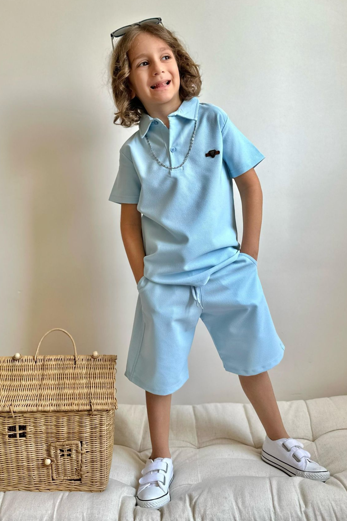 Erkek Çocuk Yakalı Mavi Şortlu Bermuda Takım 