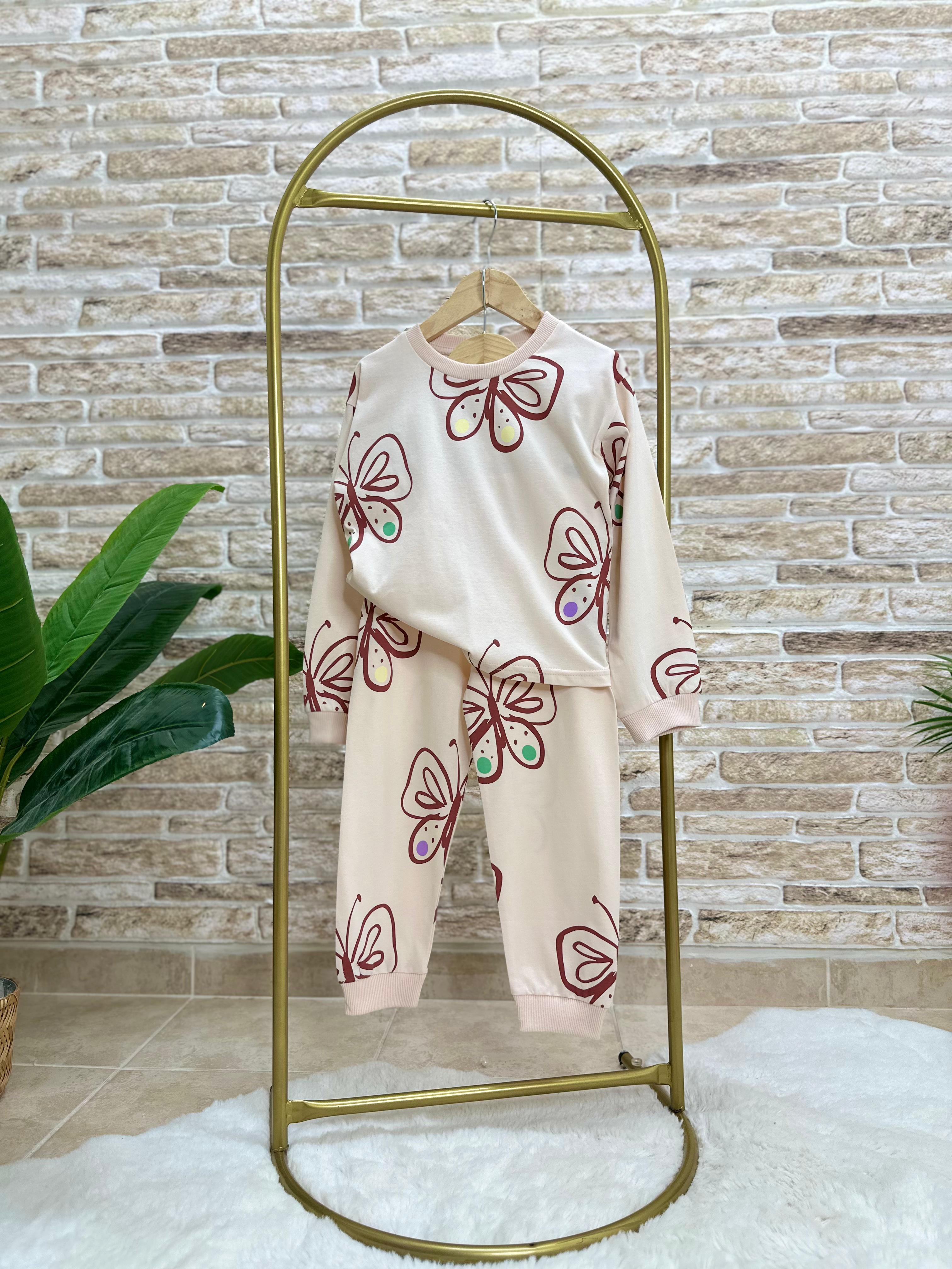 Kelebekli Kız Pijama Takımı 