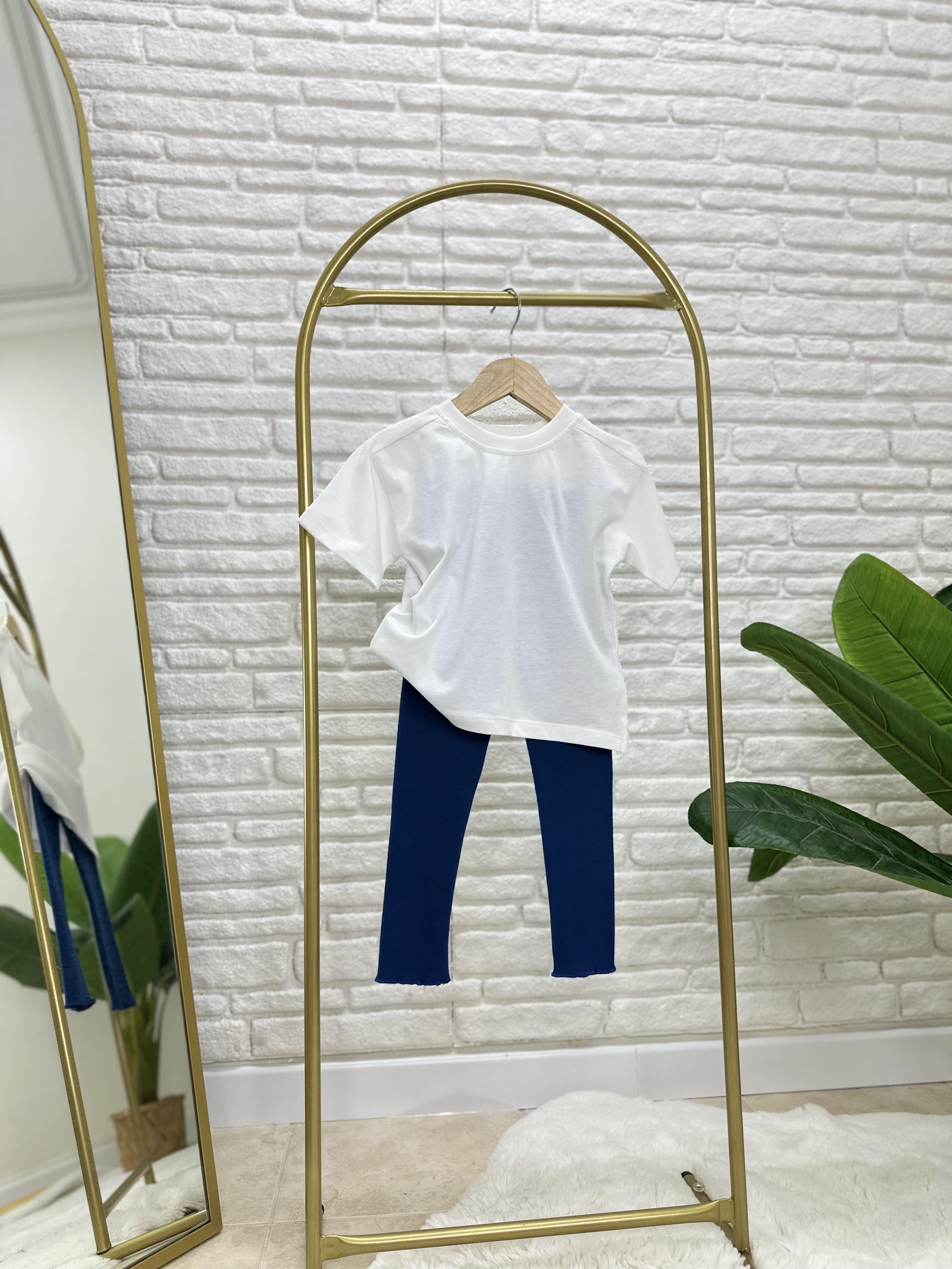 Kız Çocuk Beyaz Tshirt & Saks Tayt Takım